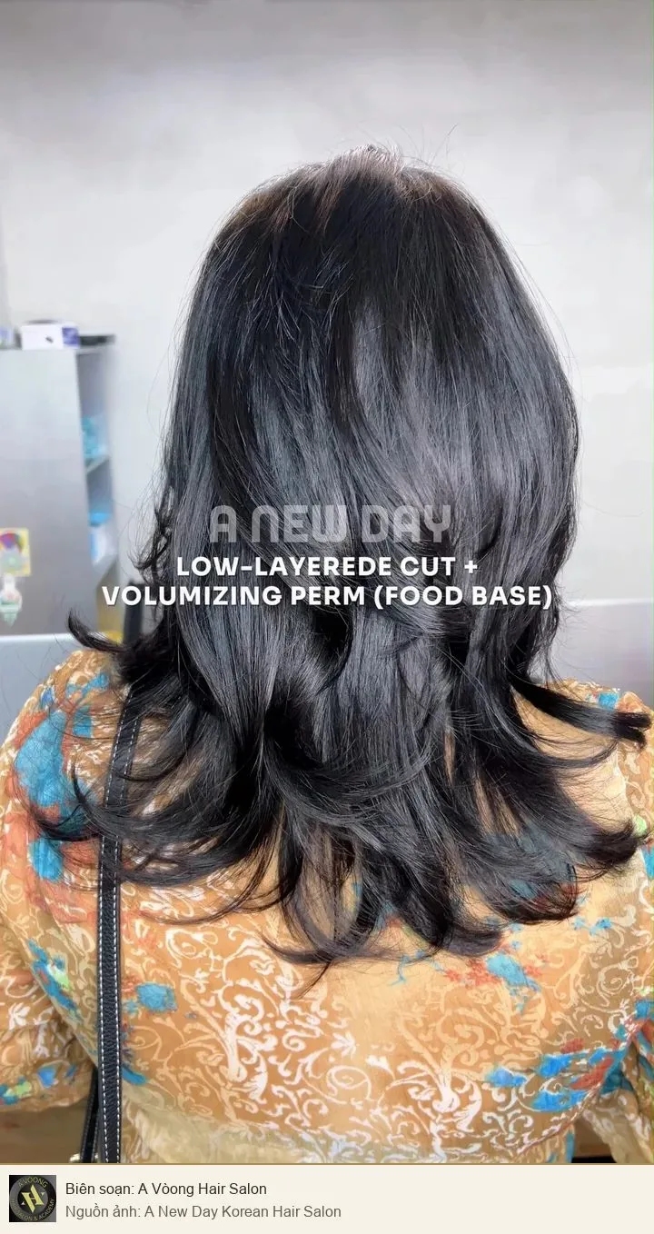 Mẫu tóc dài nhìn từ phía sau do A New Day giới thiệu