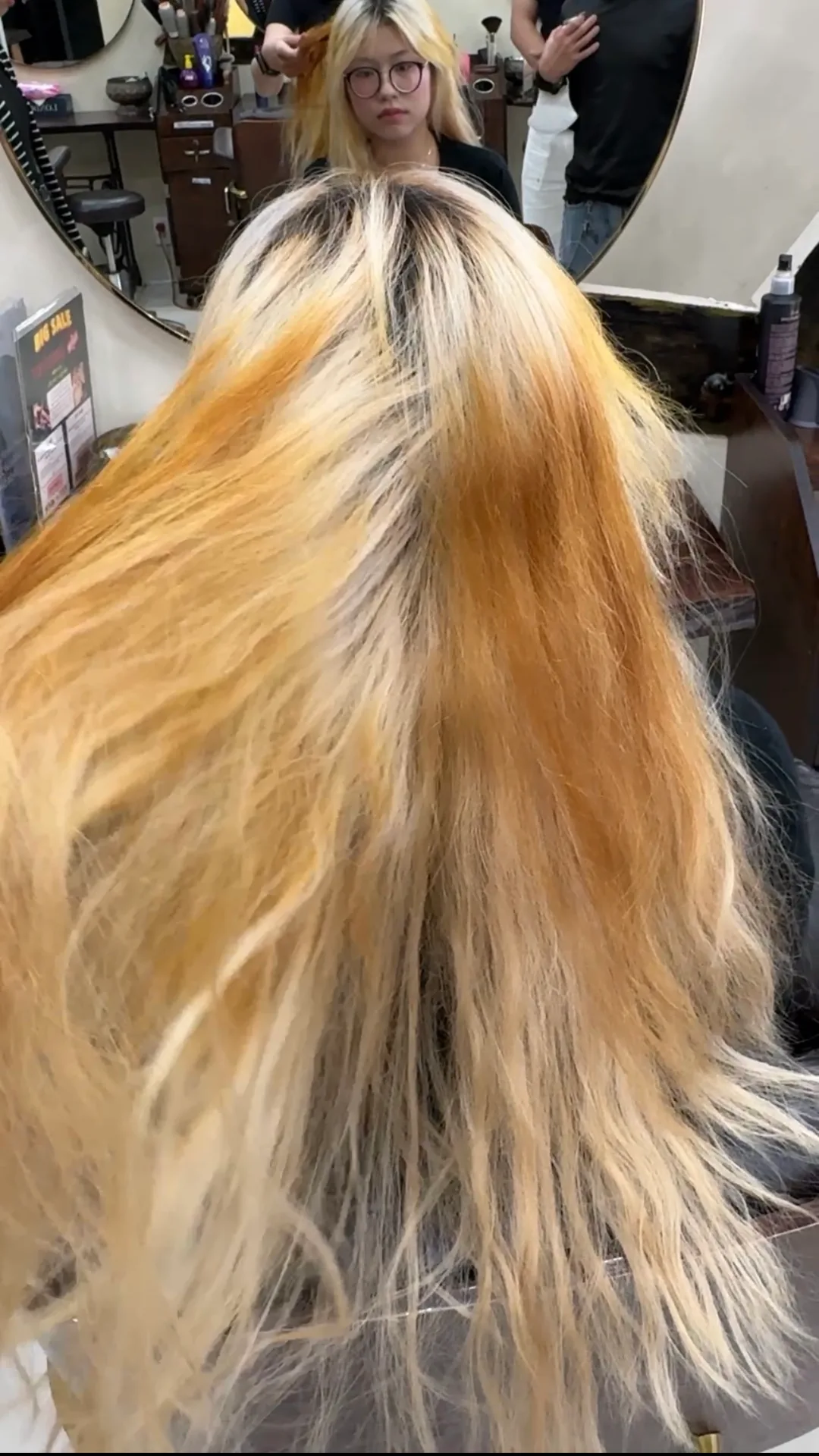 Nhuộm tóc — tóc TRƯỚC khi làm tại A Vòong Hair Salon Tân Phú