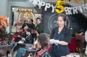 hair salon duỗi tóc đẹp tphcm